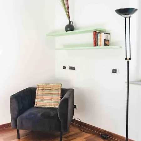 Domus Trastevere 900 Apartment *